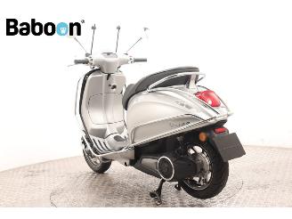 Vespa  Primavera Elettrica 45KM picture 6