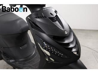 Piaggio  Zip 25KM picture 16