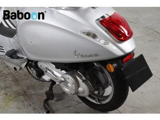 Vespa  Primavera 25KM picture 16