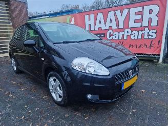 Voiture accidenté Fiat Grande Punto 1.4 active 2008/2