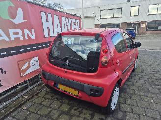 Peugeot 107 1.0 12v xs picture 3