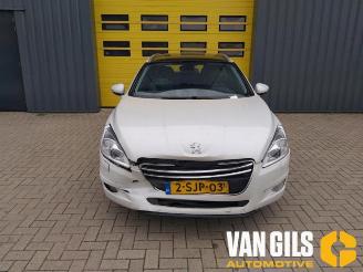 Coche siniestrado Peugeot 508 508 SW (8E/8U), Combi, 2010 / 2018 1.6 HDiF 16V 2013/10