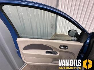 Renault Twingo Twingo II (CN), Hatchback 3-drs, 2007 / 2014 1.2 16V GT TCE picture 17