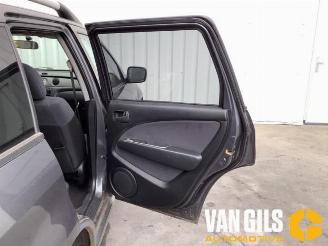 Mitsubishi Outlander Outlander (CU), SUV, 2001 / 2007 2.0 16V 4x2 picture 16