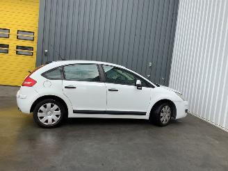 Citroën C4 1.4 16V Hatchback 4Dr Benzine 1.360cc 66kW (90pk) picture 7