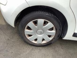 Citroën C4 1.4 16V Hatchback 4Dr Benzine 1.360cc 66kW (90pk) picture 21