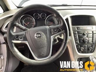 Opel Astra Astra J (PC6/PD6/PE6/PF6), Hatchback 5-drs, 2009 / 2015 1.4 Turbo 16V picture 13