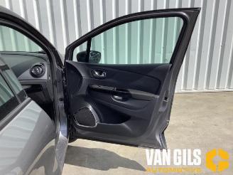 Renault Captur Captur I (2R), SUV, 2013 1.2 TCE 16V EDC picture 12