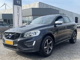 uszkodzony samochody osobowe Volvo Xc-60 2.0 T5 FWD R-Design AUTOMAAT 2015/8