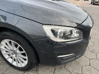Volvo V-60 1.6 T3 Momentum picture 11