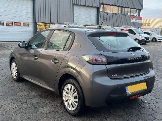 Peugeot 208 1.2 PureTech Active picture 6