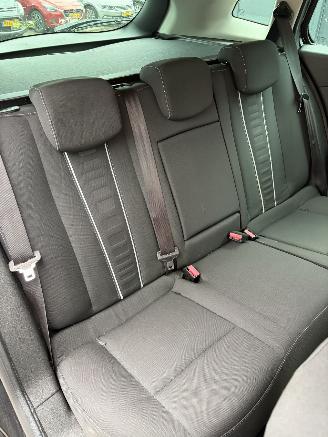 Renault Mégane 1.5 dCi Expression AIRCO CRUISE PDC picture 10