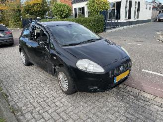 Démontage voiture Fiat Punto 1.2 Grande Punto 2007/1