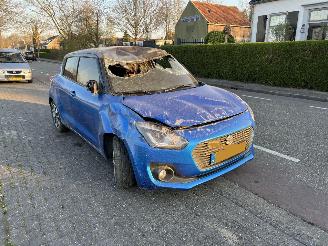 rozbiórka samochody osobowe Suzuki Swift 1.2 Dual-Jet Smart Hybride 2018/10