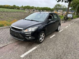 Ford Focus 1.6-16V picture 2