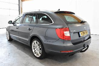 Skoda Superb 1.6 TDI Champs Elys. picture 5