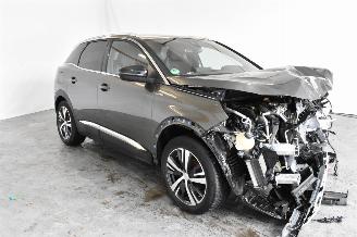 krockskadad bil auto Peugeot 3008 1.6 e-THP GT Line 2017/9