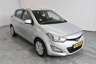 Coche accidentado Hyundai I-20 1.2i i-Motion 2014/3