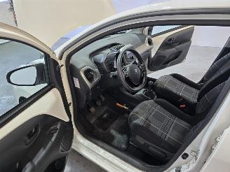 Peugeot 108 1.0 e-VTi Active picture 17