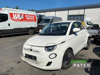 Purkuautot passenger cars Fiat 500E 500e (332), Hatchback, 2020 42 kWh 3+1 2022/5