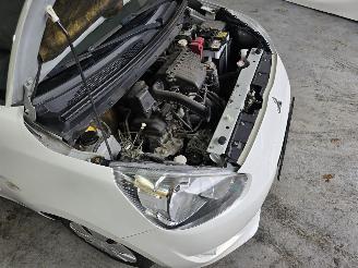 Mitsubishi Space-star 1.0 Entry picture 16