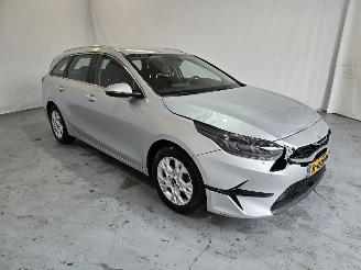 damaged passenger cars Kia Ceed Sportswagon 1.0 T-GDi DynamicLine 2022/7