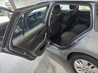 Skoda Octavia 1.0 e-TSI Ambition picture 25