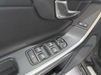 Volvo V-60 2.4 D6 AWD Plug-In Hybrid Summum picture 23