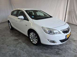 Purkuautot passenger cars Opel Astra 1.4 Cosmo 2011/4