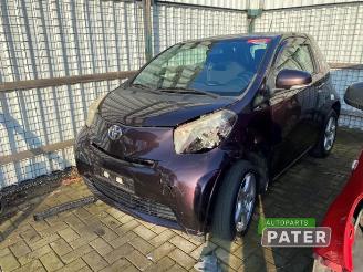 Vrakbiler auto Toyota iQ iQ, Hatchback 3-drs, 2009 / 2015 1.0 12V VVT-i 2009/5