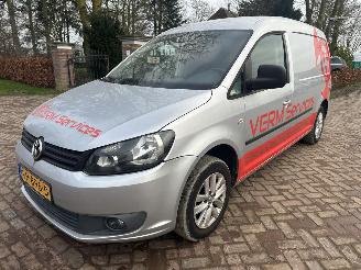 skadebil bedrijf Volkswagen Caddy maxi 1.6 TDI 75 Kw 2014/2