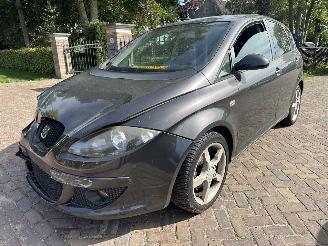 Damaged car Seat Altea 1.6 Sport-up 2004/10