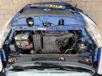 Suzuki Splash 1.0 Exclusive picture 12