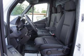 Mercedes Sprinter 317 CDi Maxi Airco Navi Cruise 360° Camera 125KW Euro 6 picture 9
