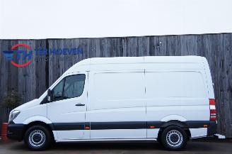 krockskadad bil bedrijf Mercedes Sprinter 314 CDi L2H2  Koeling 0°C Buitenstroom Zonnenpanelen 105KW Euro 6 2016/10