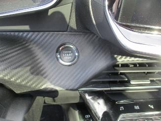 Peugeot 208 1.2 PureT GT-line 1E EIG NAP REST BPM 900 EURO !!!! picture 29