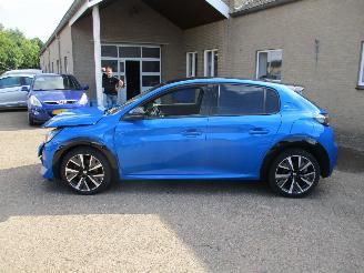 Peugeot 208 1.2 PureT GT-line 1E EIG NAP REST BPM 900 EURO !!!! picture 4