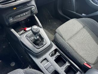 Ford Focus 1.0 EcoBoost Hybrid Titanium picture 12
