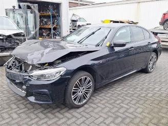 demontáž osobní automobily BMW 5-serie 5 serie (G30), Sedan, 2016 523d 2.0 TwinPower Turbo 16V 2019/1
