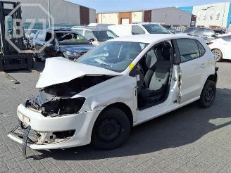 Coche siniestrado Volkswagen Polo Polo V (6R), Hatchback, 2009 / 2017 1.2 12V BlueMotion Technology 2010/6