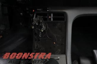 Porsche Taycan Taycan (Y1A), Sedan, 2019 4S picture 35