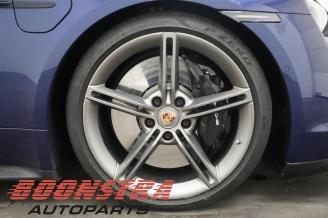 Porsche Taycan Taycan (Y1A), Sedan, 2019 4S picture 31