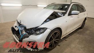 Salvage car BMW 3-serie 3 serie Touring (G21), Combi, 2019 320i 2.0 TwinPower Turbo 16V 2021