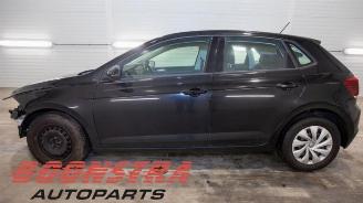 Volkswagen Polo Polo VI (AW1), Hatchback 5-drs, 2017 1.6 TDI 16V 95 picture 2