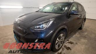 Coche siniestrado Kia Niro Niro I (DE), SUV, 2016 / 2022 E-Niro 64 kWh 2019/12