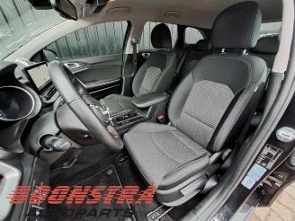 Kia Cee d Ceed Sportswagon (CDF), Combi 5-drs, 2018 1.0i T-GDi 12V 120 Eco-Dynamics+ picture 8