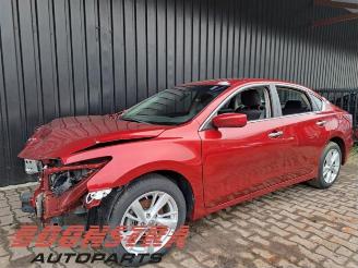 rozbiórka samochody osobowe Nissan Altima  2013/6