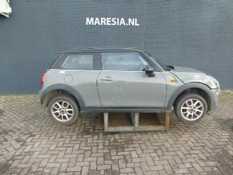 rozbiórka samochody osobowe Mini Mini Mini (F56), Hatchback 3-drs, 2013 1.5 12V Cooper 2015/9