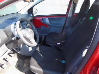 Toyota Aygo Aygo (B10), Hatchback, 2005 / 2014 1.0 12V VVT-i picture 6