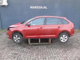 Coche siniestrado Skoda Rapid Rapid, Liftback, 2012 / 2022 1.2 TSI 16V 2016/6